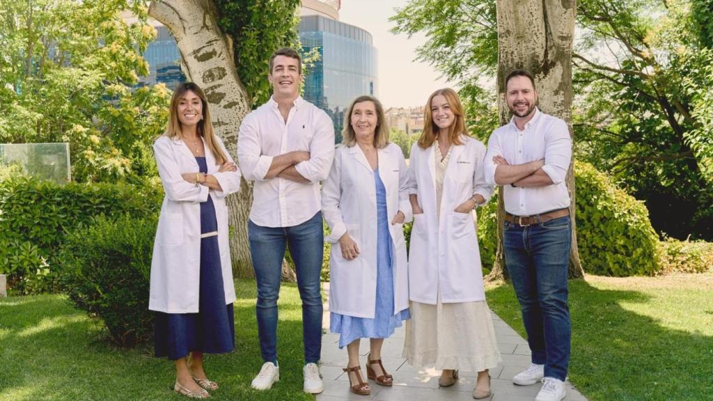 El equipo de Senda Health: Natalia Moreno, Alejandro Castillejo, Irene Bretón, Lara Garcelán y Javier Butragueño.