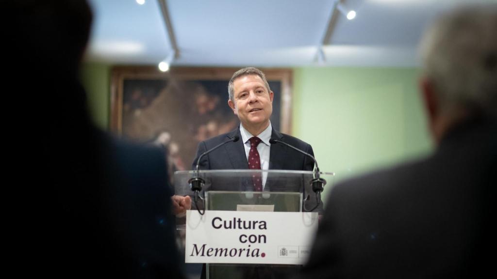 Emiliano García-Page, en la devolución de los bienes artísticos incautados por la dictadura en Guadalajara.