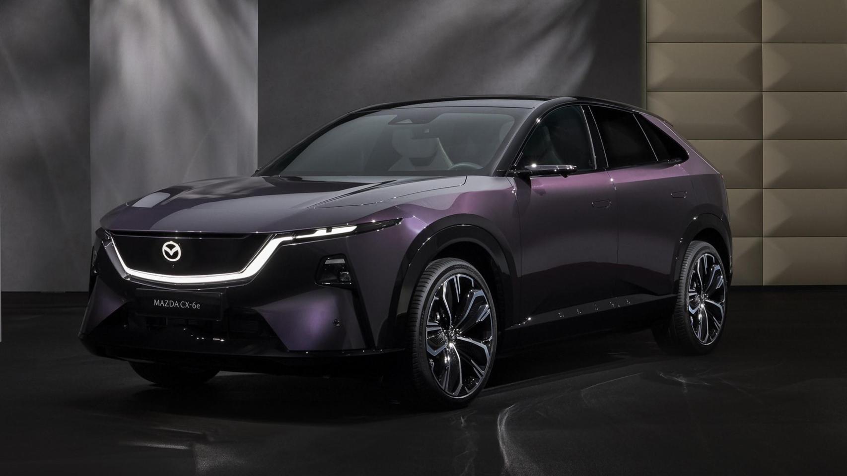 Vista frontal del Mazda CX-6e.