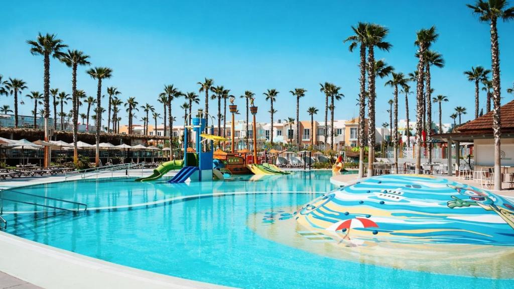 ON City Resort All Inclusive Prime.