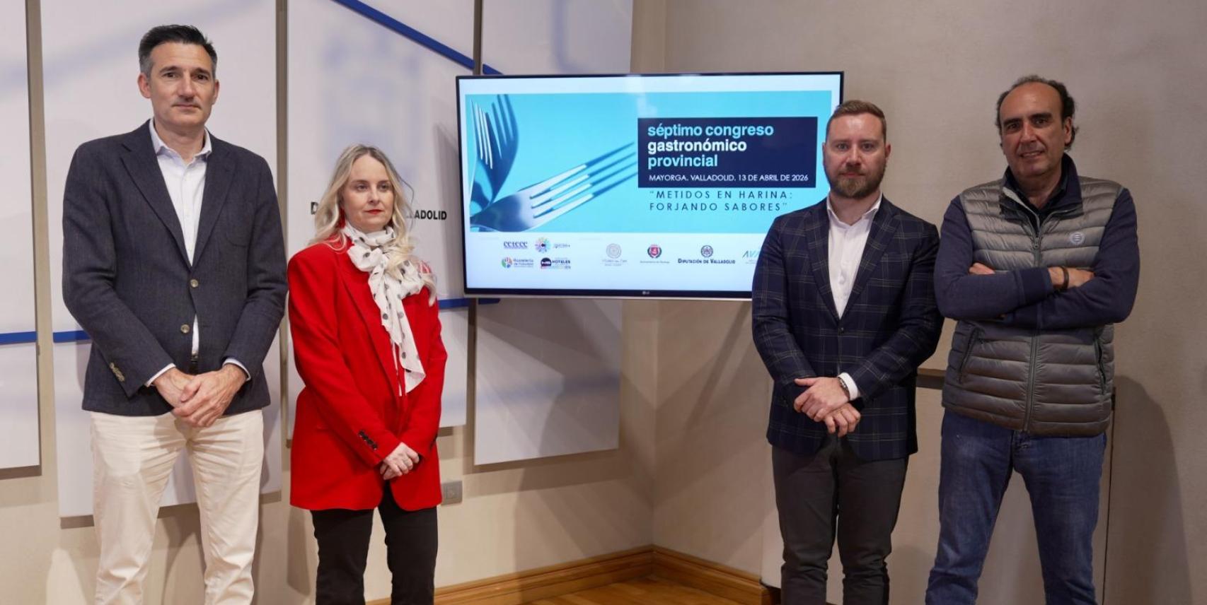 Ángel Medina, de Valladolid Avanza, Ana Rosa García, responsable de empresas en Cetece, David de la Viuda, alcalde de Mayorga y Víctor Fernández, director del Museo del Pan, de izquierda a derecha, en la presentación del evento.