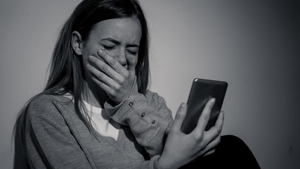El 66,4% de los episodios de acoso se difunden en WhatsApp, el 50,5% en Instagram y el 49,5% en TikTok.