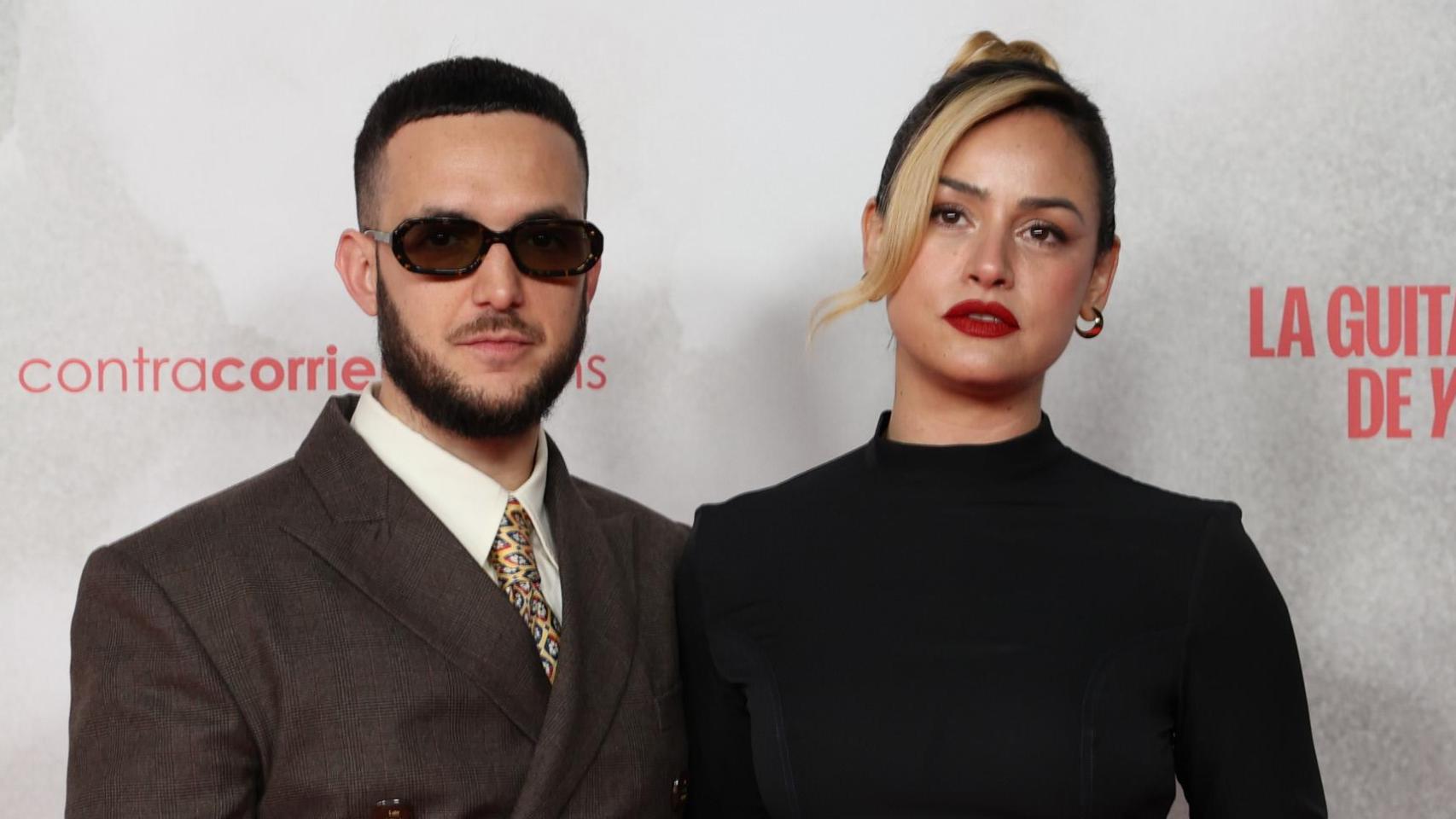 C. Tangana y Rocío Aguirre, en un acto celebrado en Madrid, en 2024.