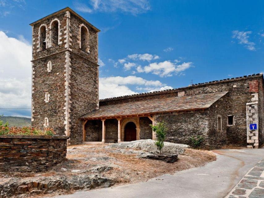 Iglesia parroquial de Santa María Magdalena de Campillo.