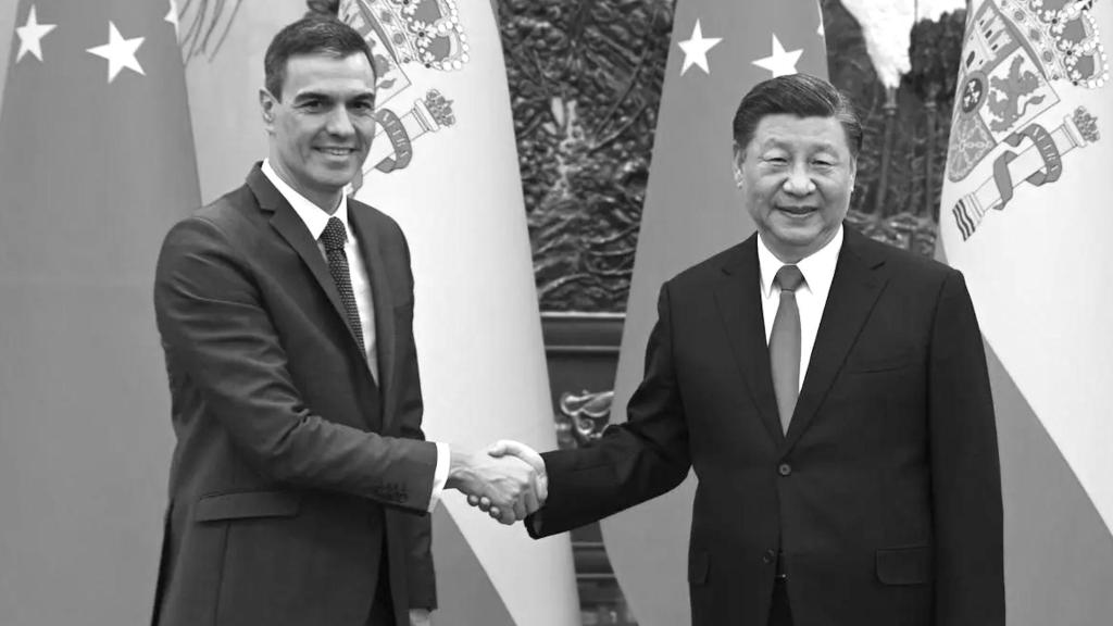Pedro Sánchez junto a Xi Jinping.