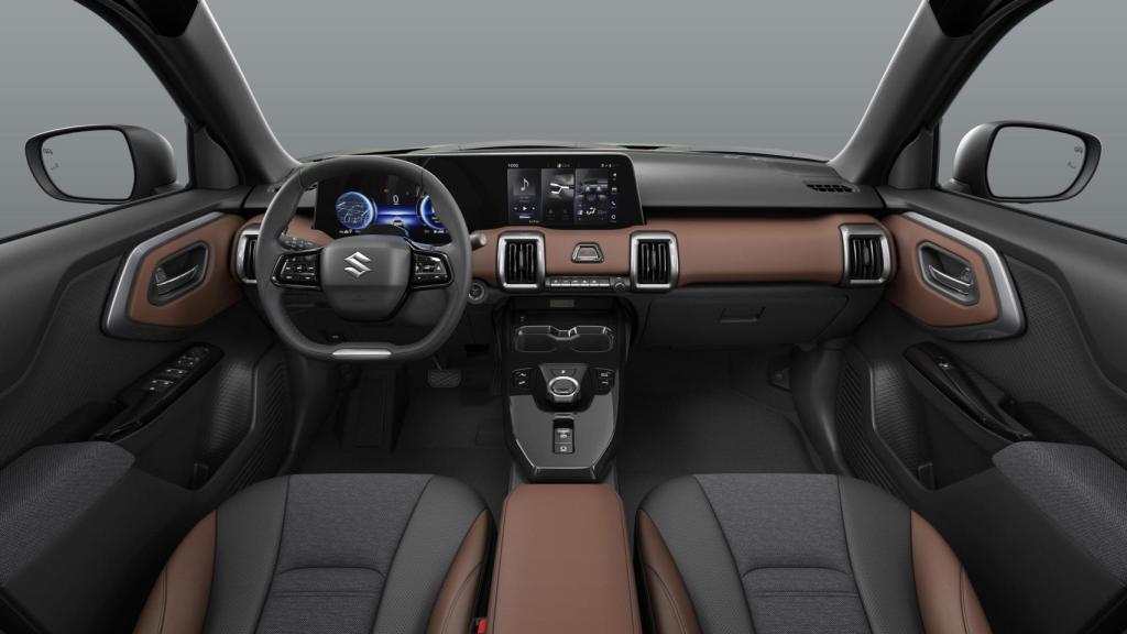 Interior del Suzuki e Vitara.