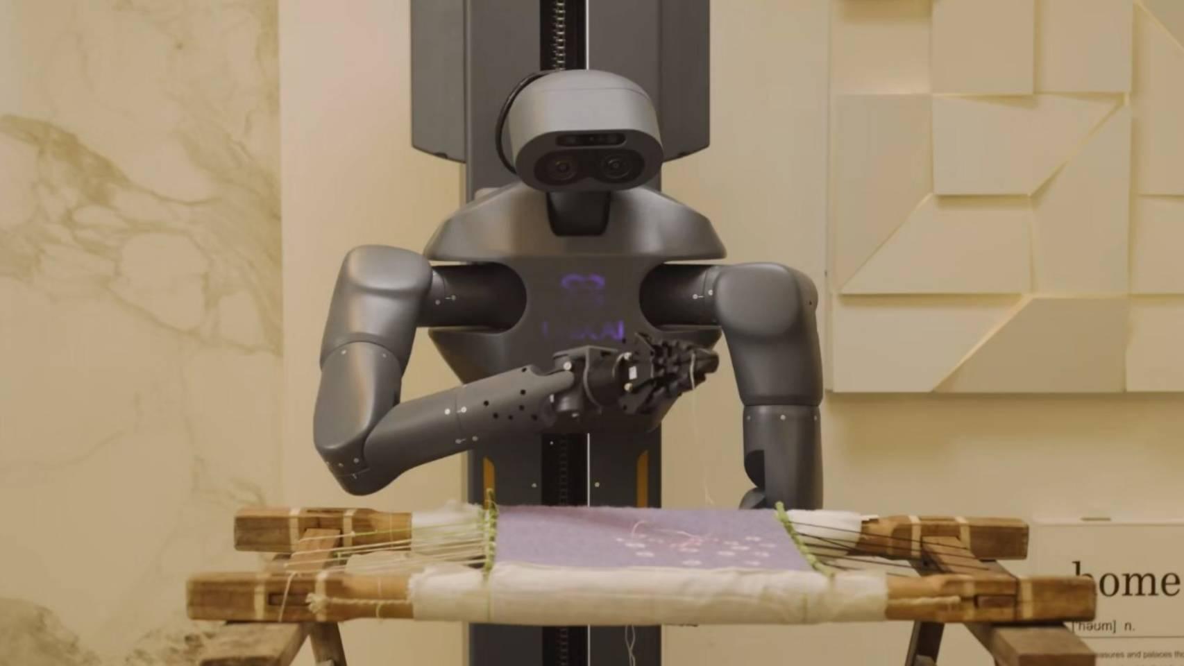 Panther, el robot humanoide doméstico de UniX AI.