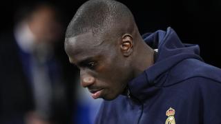 Ferland Mendy, antes de un partido con el Real Madrid