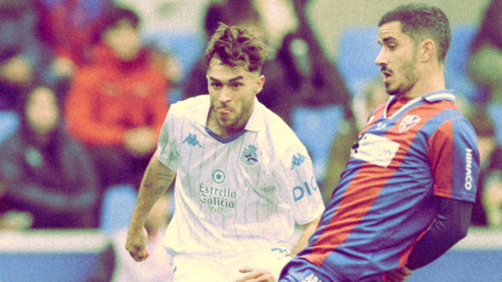 Altimira lucha por una pelota con la camiseta especial para la jornada retro