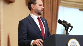 El vicepresidente de EEUU, JD Vance, este domingo en Islamabad, tras reunirse con representantes de Pakistán e Irán.