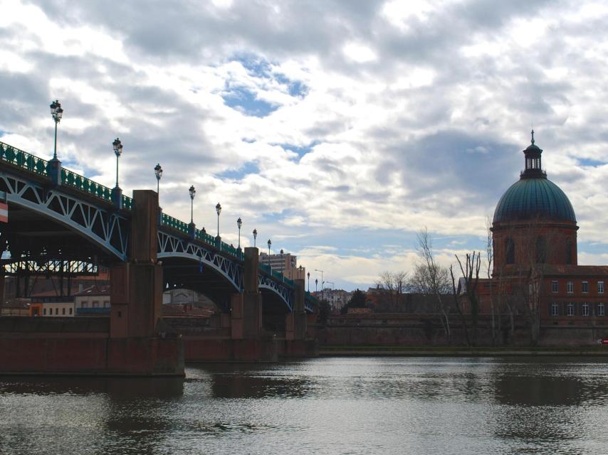 Puente de Saint Pierre.