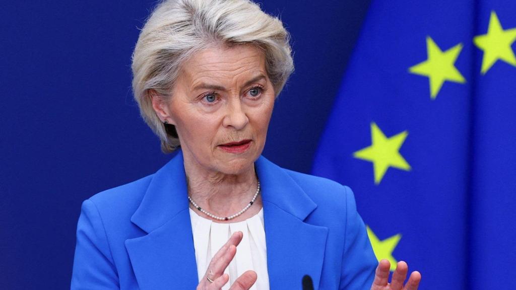 La presidenta Ursula von der Leyen, durante su comparecencia de este lunes en Bruselas