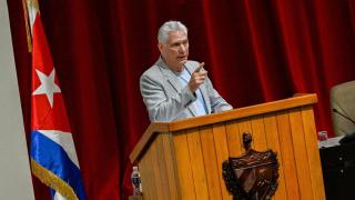Miguel Díaz-Canel, en un encuentro con fieles a la revolución cubana, en La Habana.