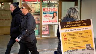 Una de las entidades que se ofrece a adelantar la tramitación con uno de los carteles colocados por Zaragoza.