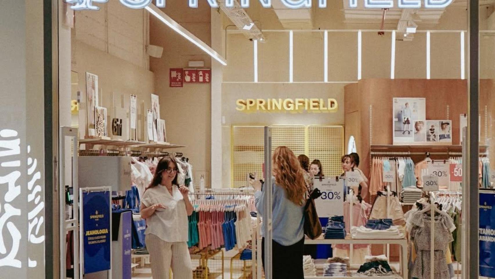 Apertura de Springfield Kids en el centro comercial Palacio de Hielo.