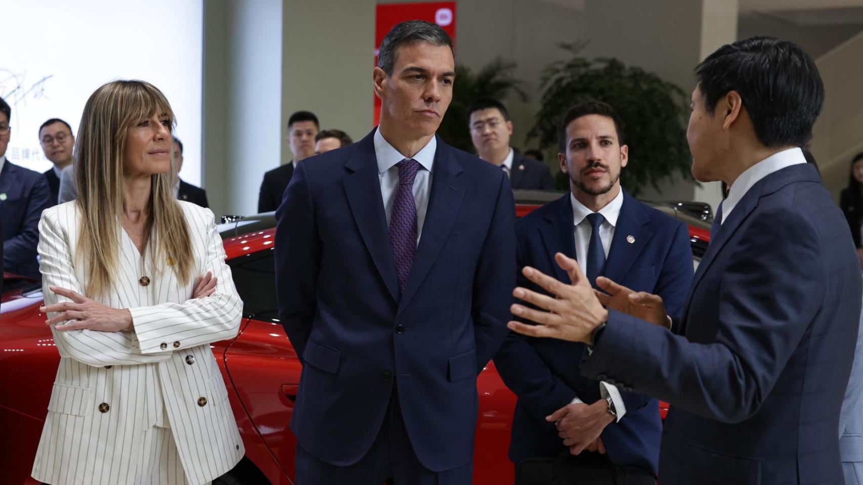 Begoña Gómez y el presidente del Gobierno, Pedro Sánchez, la pasada semana durante el viaje oficial a China./
