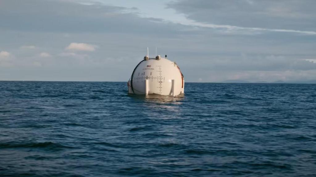 Panthalassa prueba en el Pacífico una esfera que produce energía con olas.