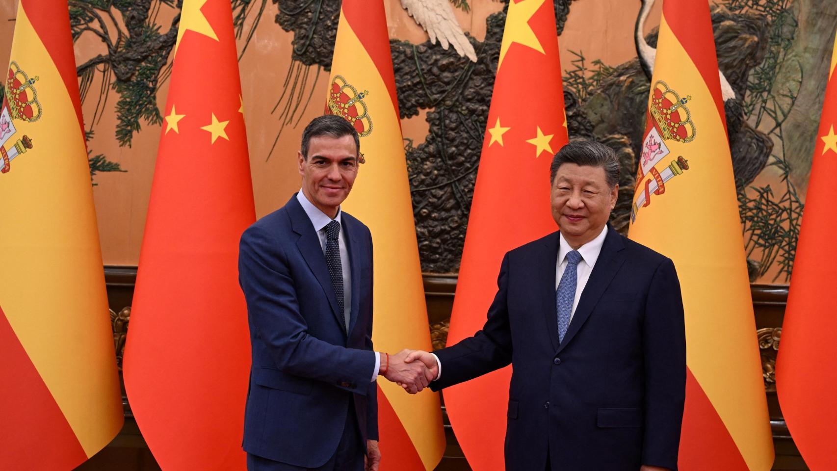 Pedro Sánchez y Xi Jinping este martes en Pekín.