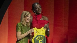 Awa Fam seleccionada número 3 por las Seattle Storm en el draft de la WNBA