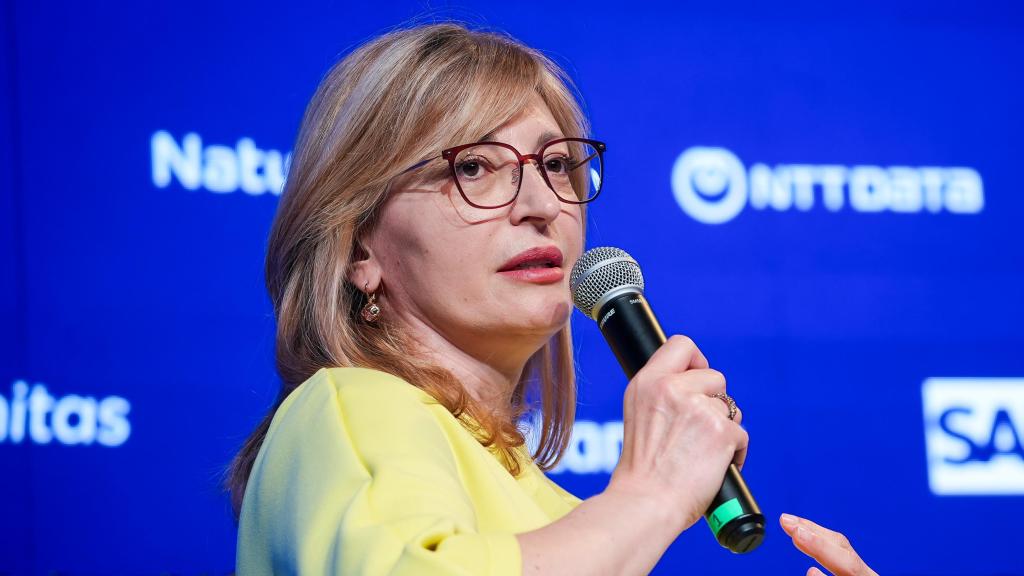 Ekaterina Zaharieva Comisaria de Empresas Emergentes, Investigación e Innovación de la Unión Europea