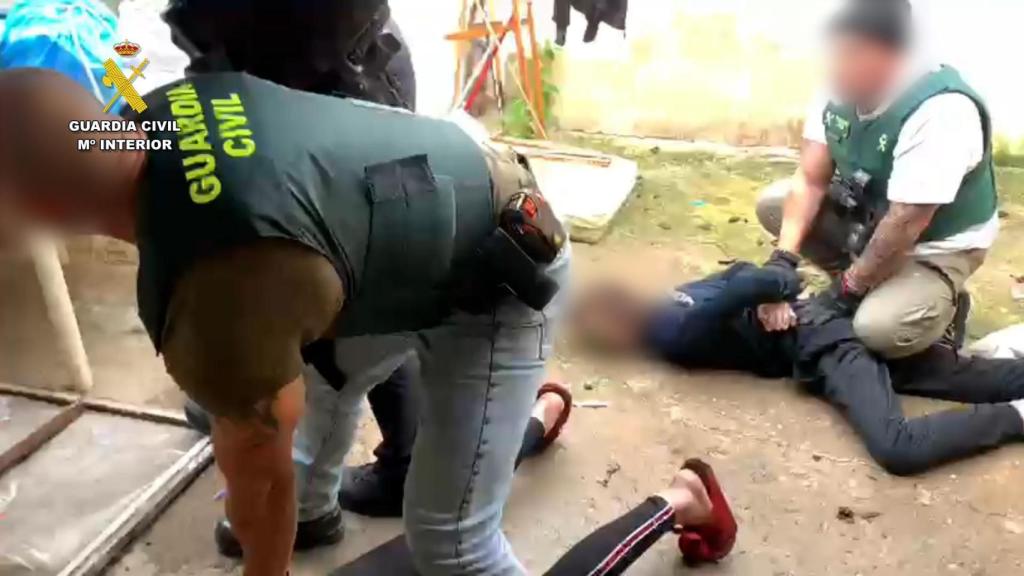 Imagen del operativo de la Guardia Civil.