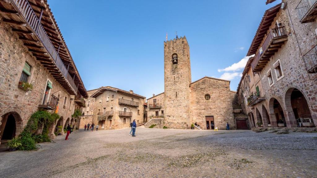 Pueblo Medieval de Santa Pau, La garrotxa.