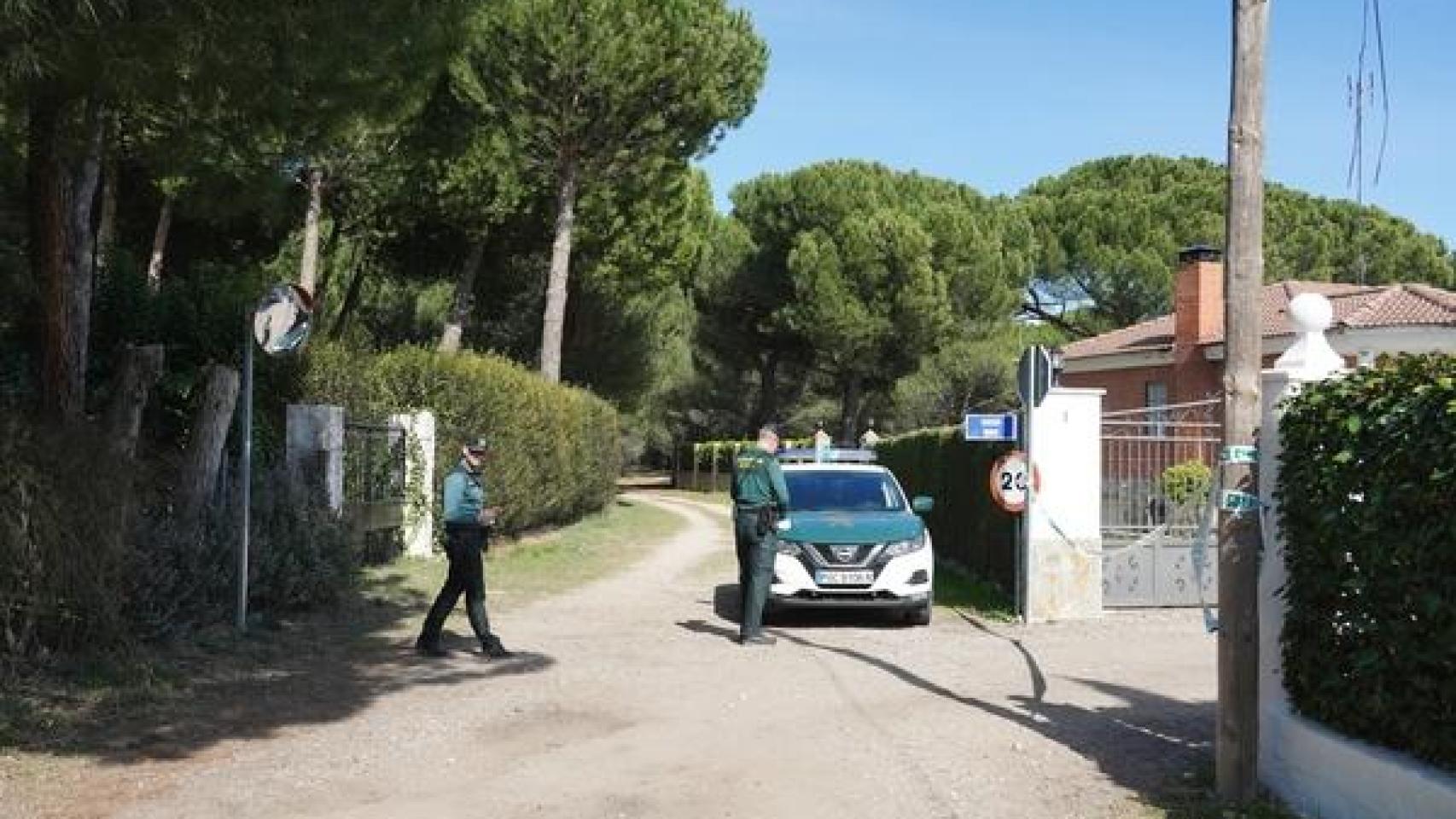La Guardia Civil en el chalé de Óscar.