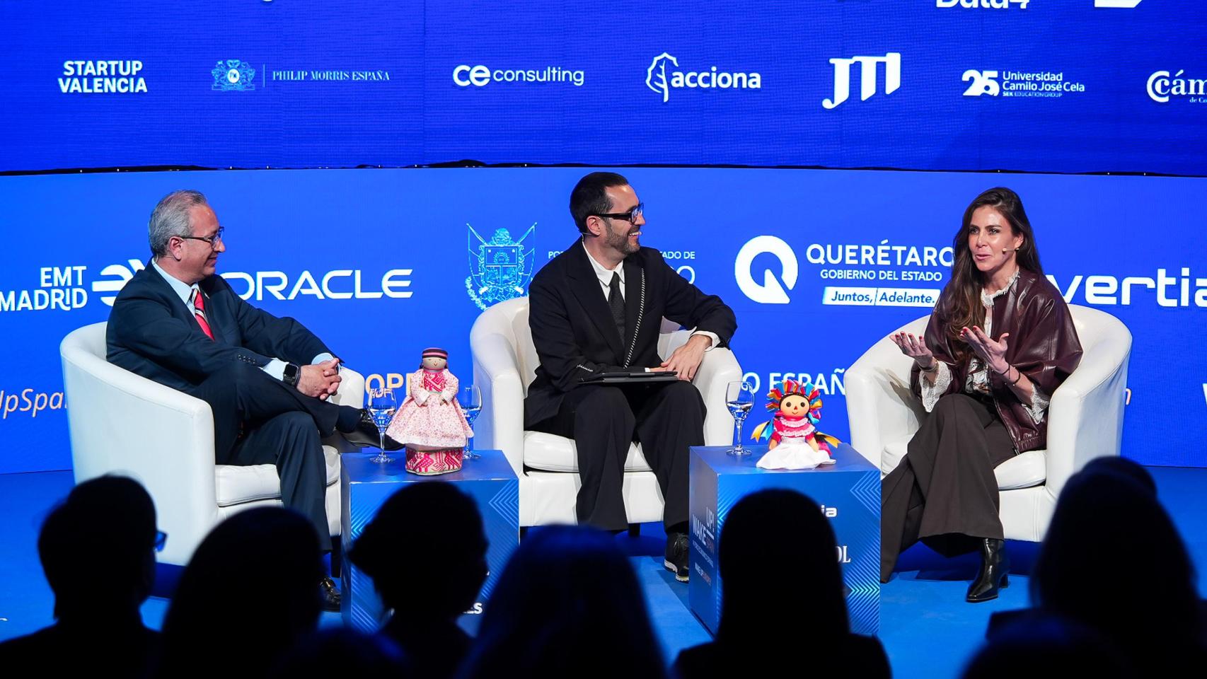 A la izquierda, Genaro Montes Díaz; en el centro, Germán Jiménez Mayordomo; y, a la derecha, Adriana Vega Vázquez Mellado, este martes en el Wake Up, Spain!
