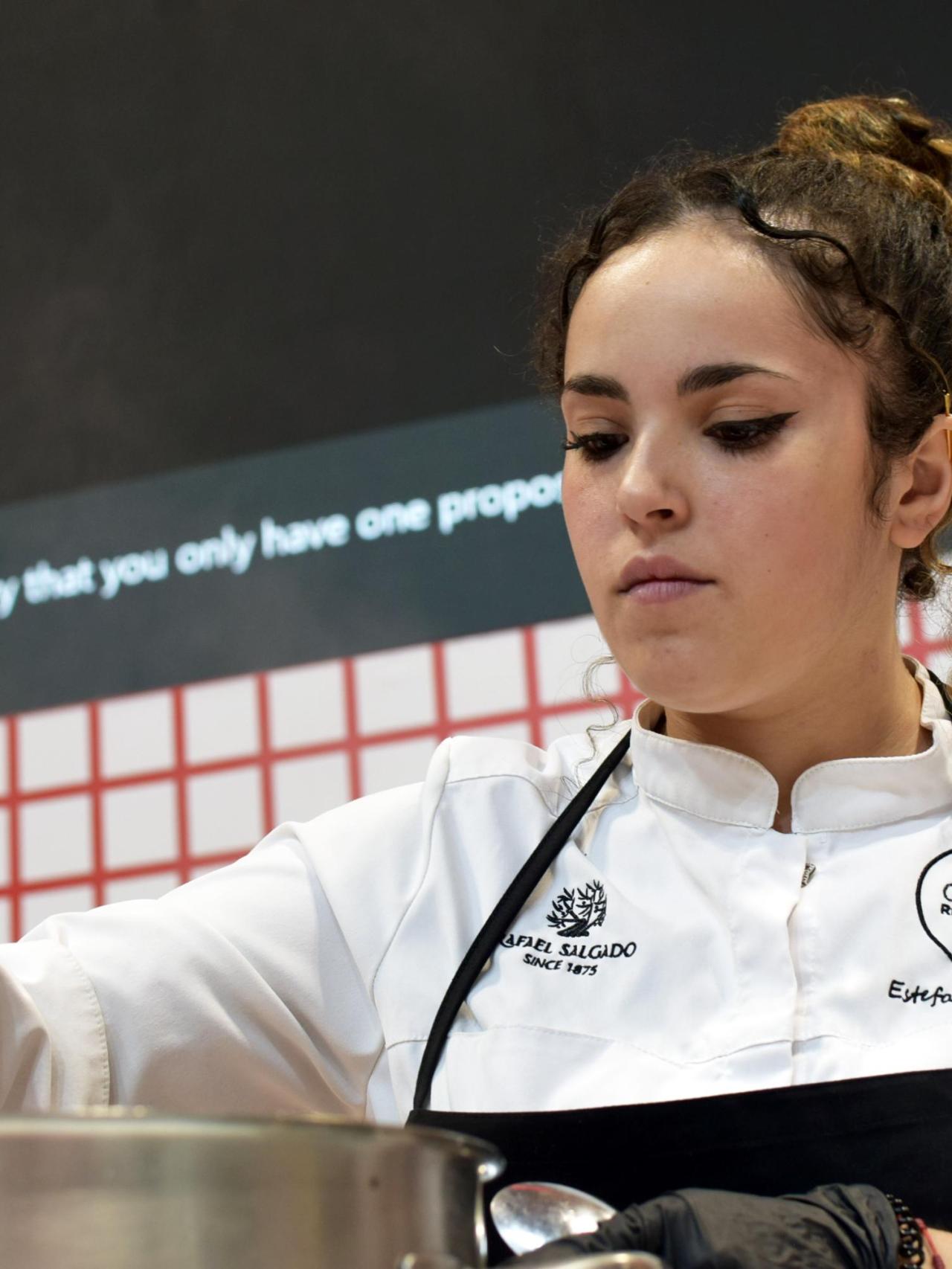 Estefanía Cazalla, la ganadora del concurso y quien ha representado al restaurante Chirón.