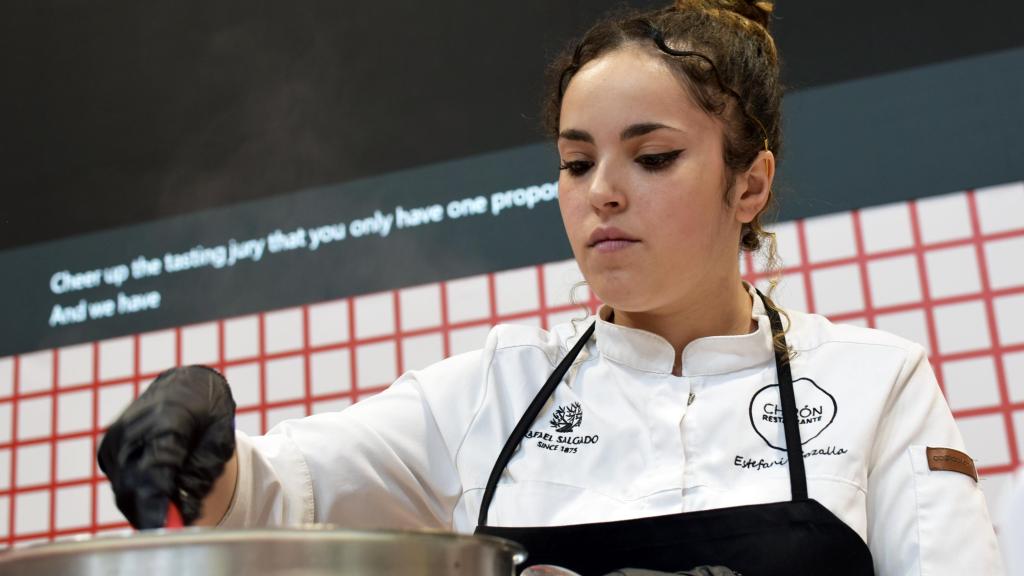 Estefanía Cazalla, la ganadora del concurso y quien ha representado al restaurante Chirón.