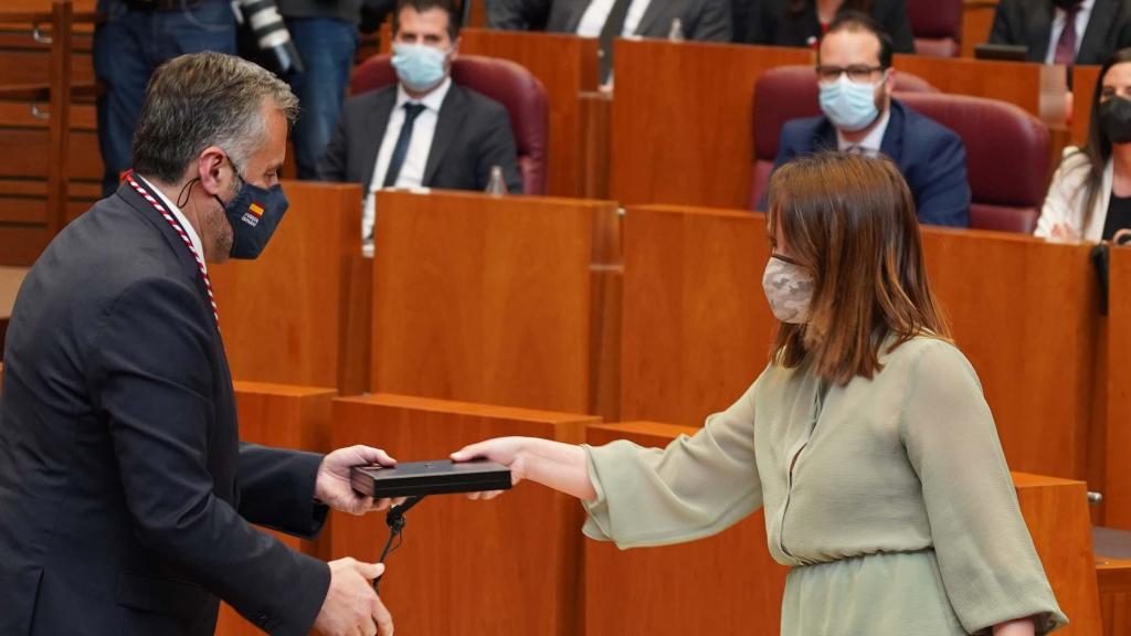 La procuradora socialista, Patricia Gómez Urbán, negó el saludo en 2022 a Carlos Pollán en el Pleno de constitución de las Cortes de Castilla y León