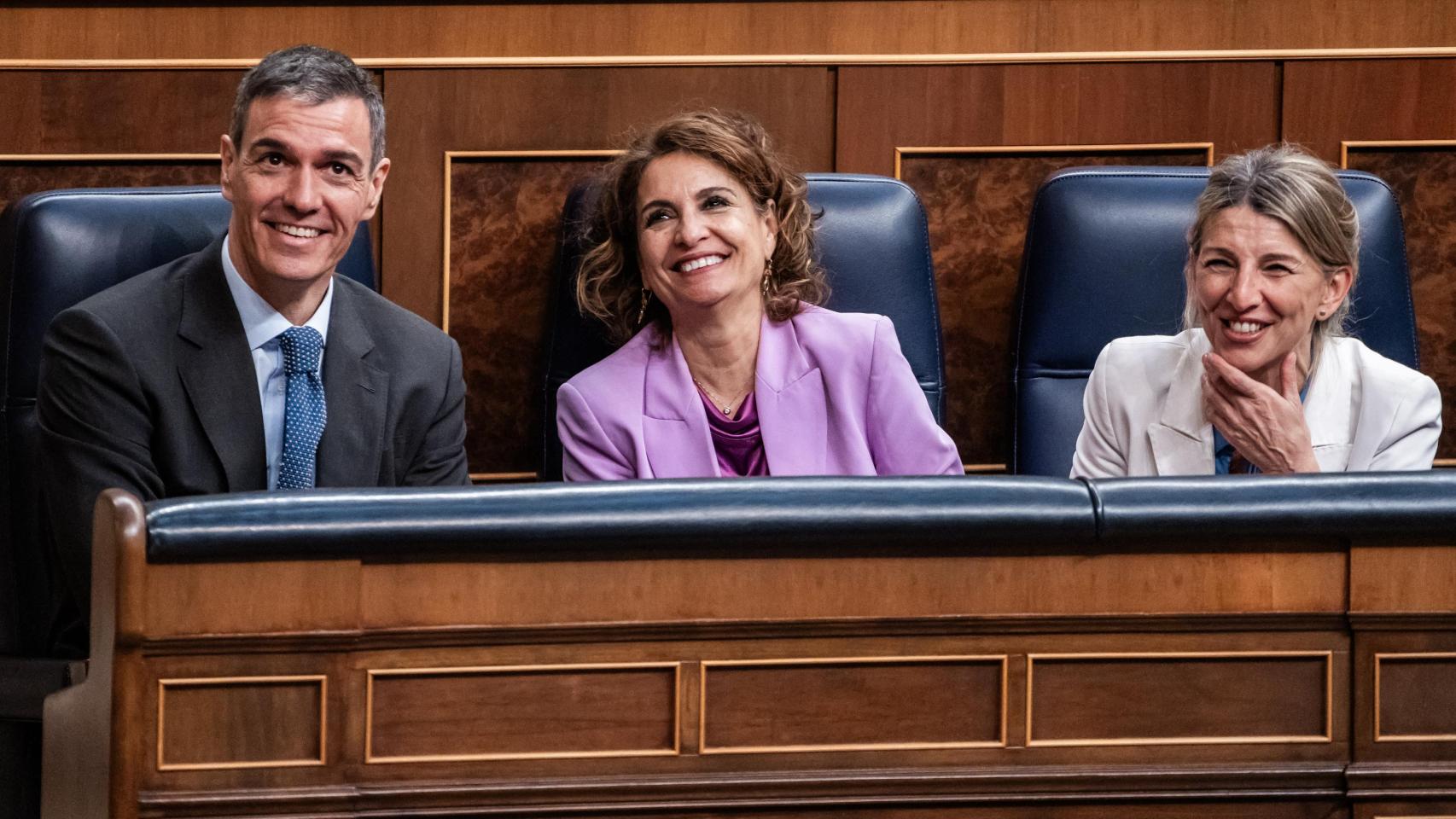Pedro Sánchez, María Jesús Montero y Yolanda Díaz.
