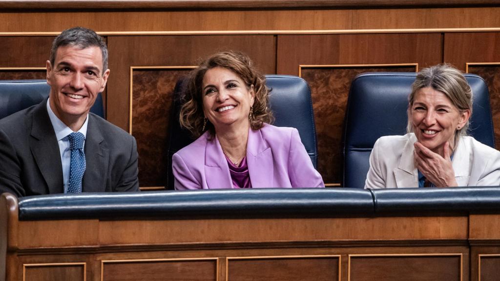 Pedro Sánchez, María Jesús Montero y Yolanda Díaz.