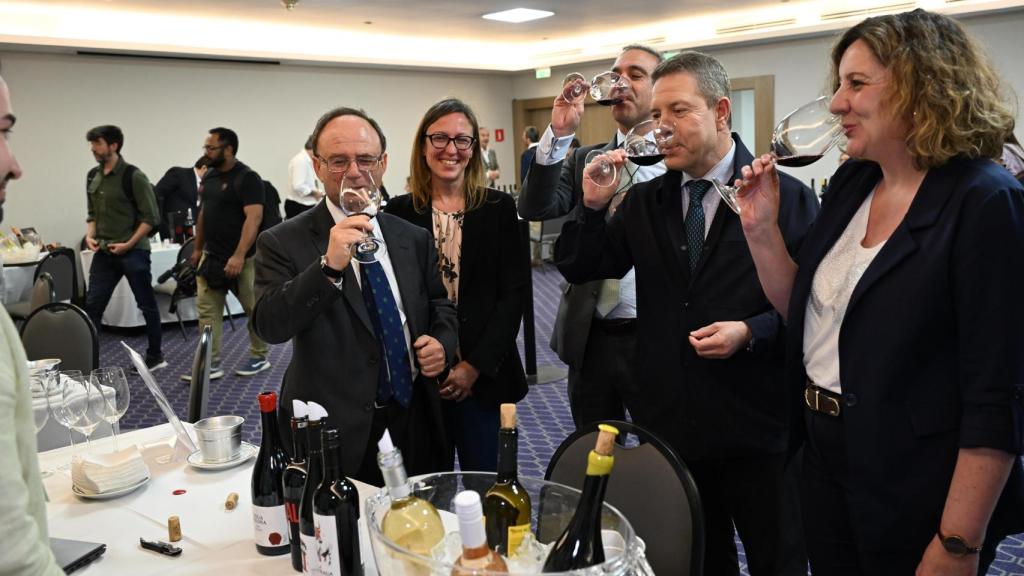 Visita a la misión comercial de vinos organizada por el IPEX CLM en Brasil. Foto: JCCM.