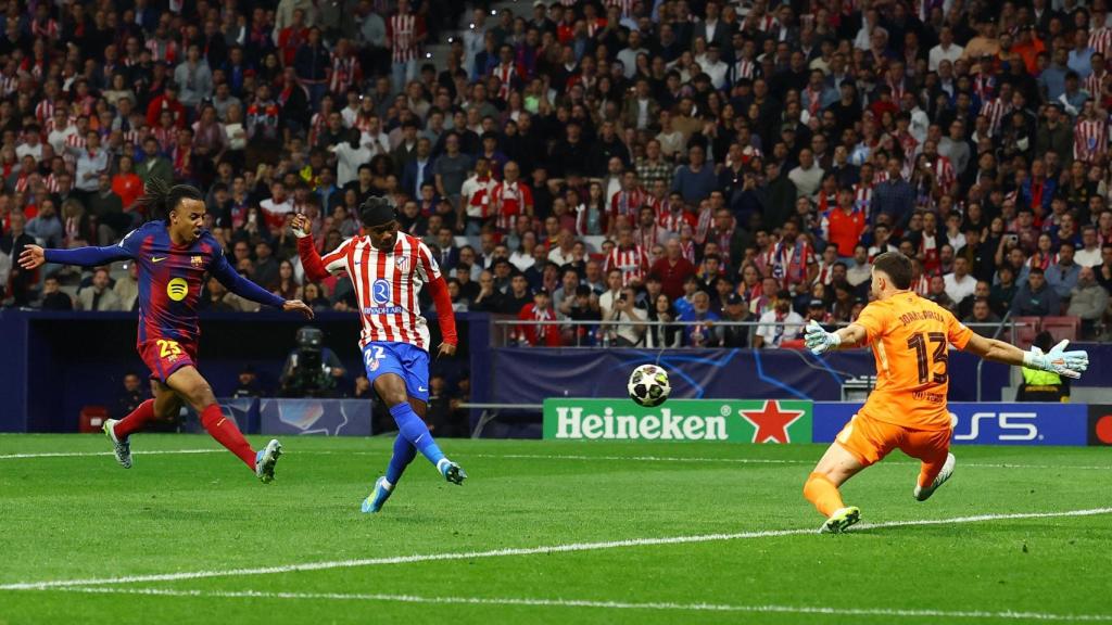 Lookman bate a Joan García.