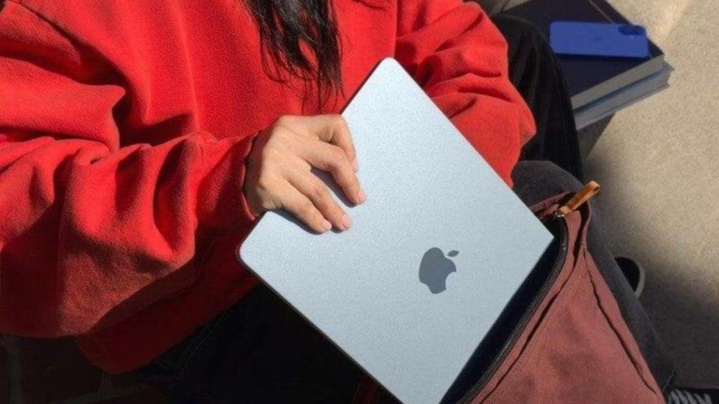 MacBook Air M4