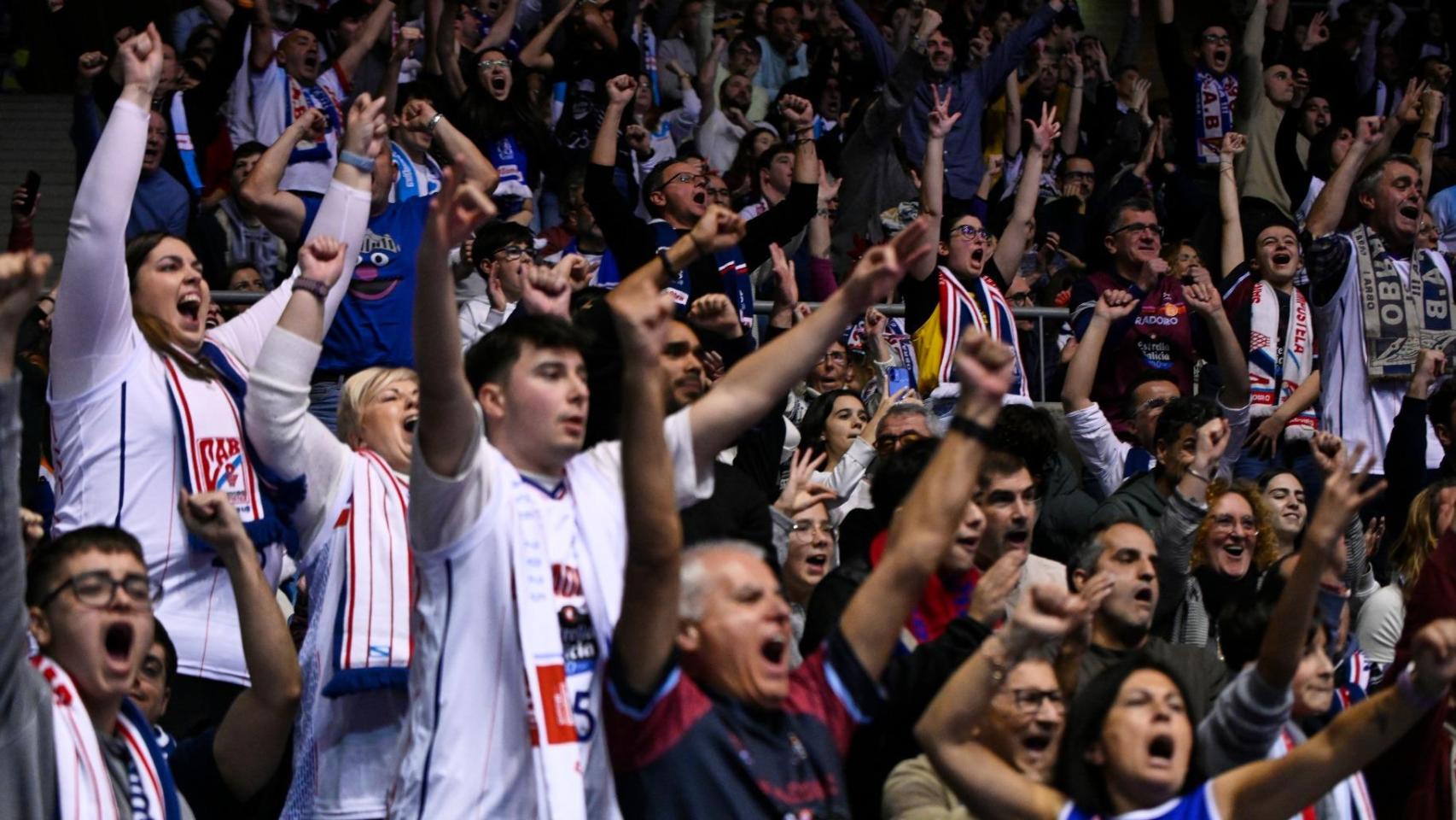 El Monbus Obradoiro ampliará el aforo de Sar para el derbi de este viernes en Santiago