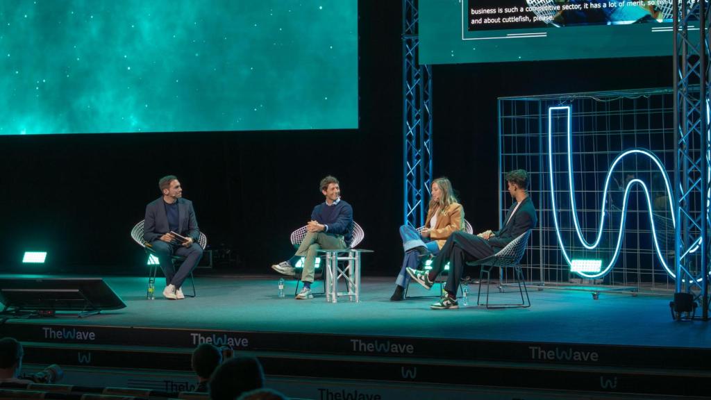 Mesa redonda sobre eCommerce 2.0 y la revolución del comercio digital.