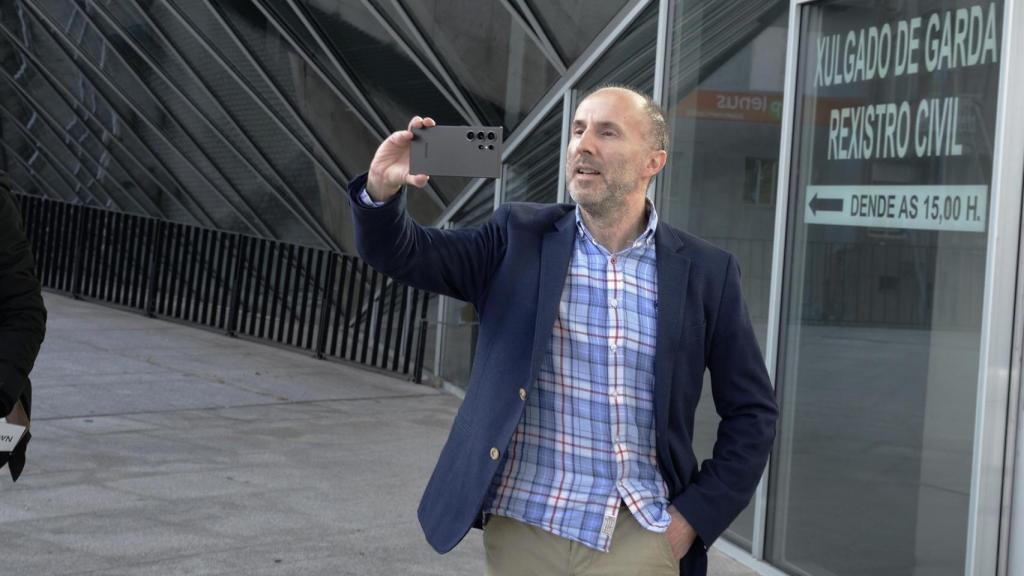 Jácome, alcalde de Ourense, apelará contra su imputación: Sobran los motivos para sobreseer el proceso