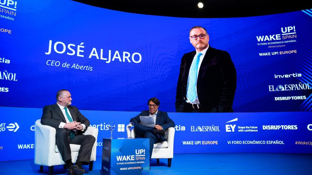 José Aljaro, CEO de Abertis, durante su conversación con Fernando Cano, redactor jefe de EL ESPAÑOL-Invertia; en la tercera jornada del Wake Up, Spain! Wake Up, Europe! 'Crecimiento, cohesión e incertidumbre'.