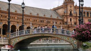 La ciudad medieval perfecta para recorrer a pie: tiene un Palacio Mudéjar del siglo XIV y cuenta con 688.714 habitantes