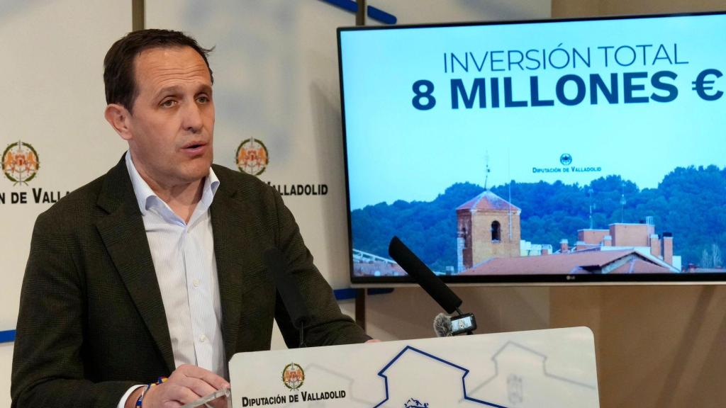 Conrado Íscar durante la presentación del Plan V de la Diputación de Valladolid 2026.