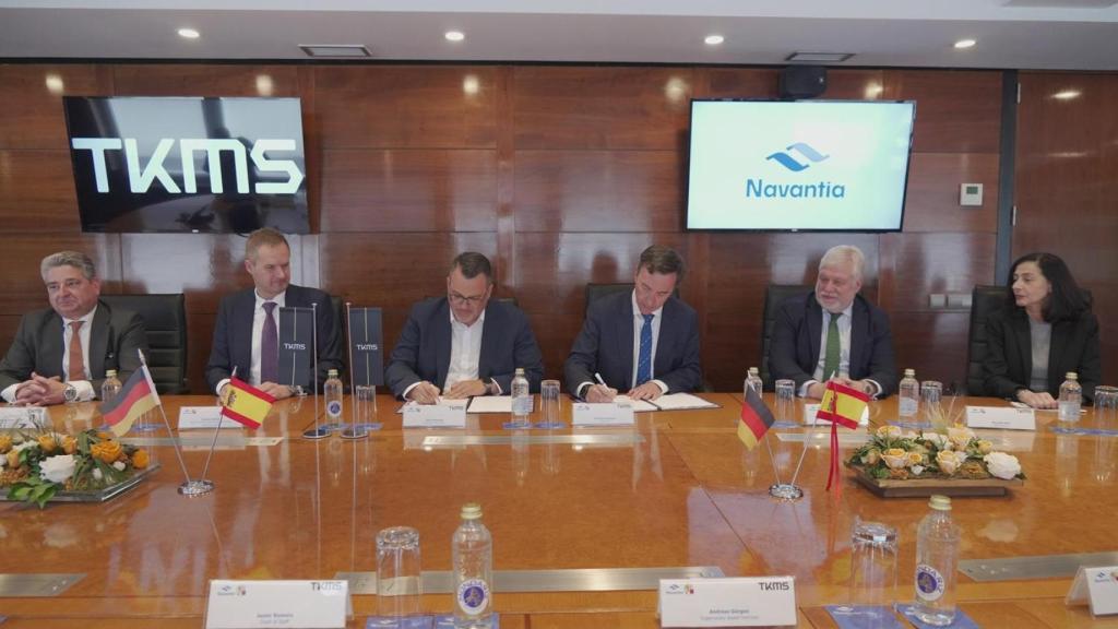 Firma del acuerdo entre Nvanatia y TKMS