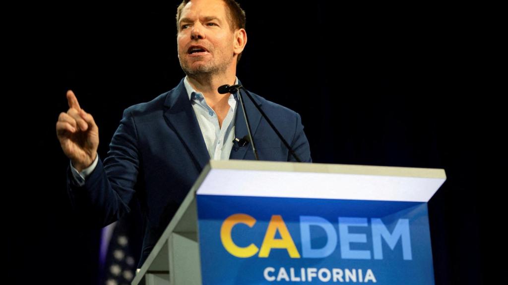 Eric Swalwell speaks at the Democratic Party Convention in the US.