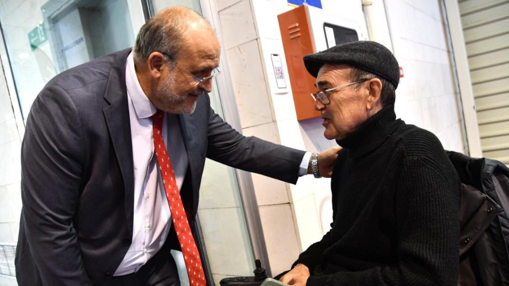José Luis Martínez Guijarro junto a Isidoro Gómez Cavero. Foto: JCCM.