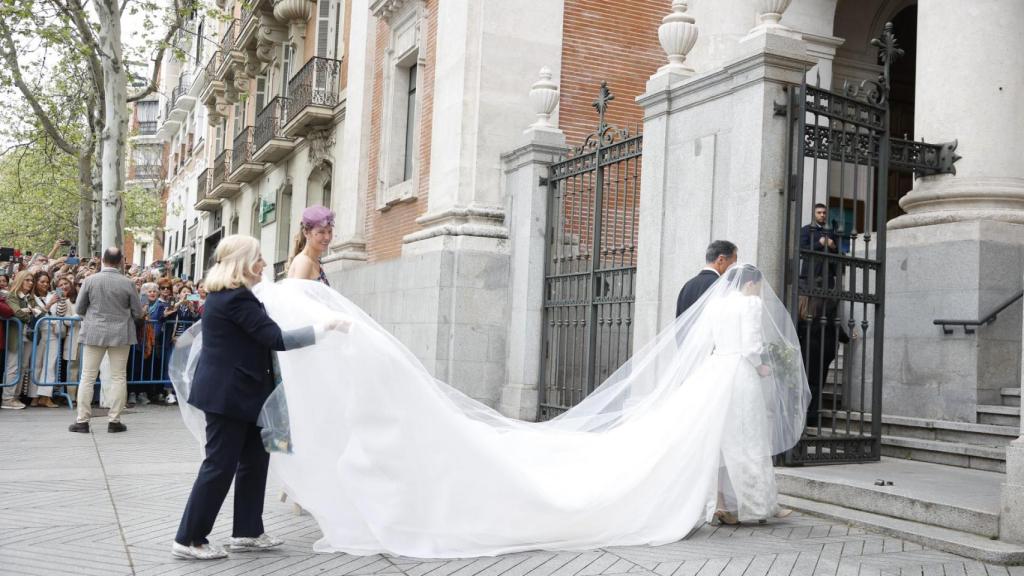 José Luis Martínez-Almeida y Teresa Urquijo contrajeron matrimonio en la Parroquia de San Francisco de Borja, en Madrid.