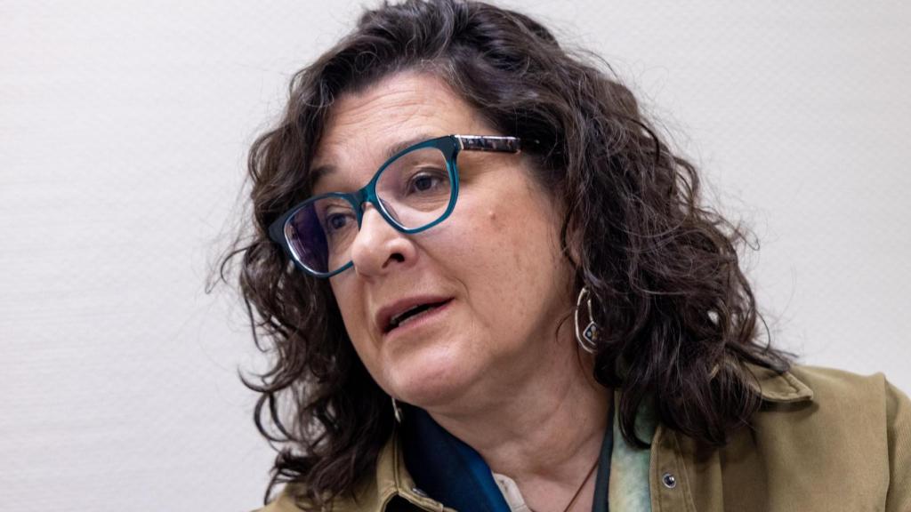 Primer plano de Lola Alcónez.