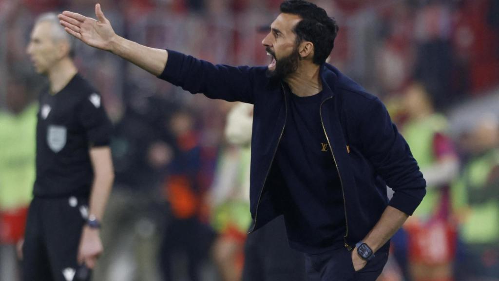 Arbeloa da instrucciones en Múnich.