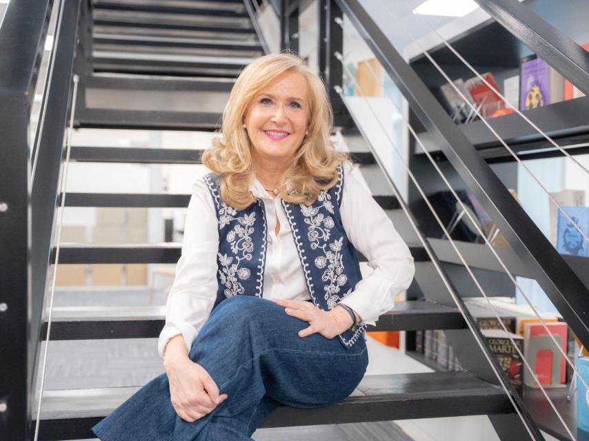 La escritora quiere rescatar la historia de mujeres olvidadas en sus novelas.
