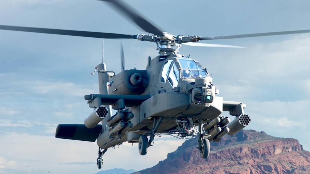 Un helicóptero AH-64E Apache.